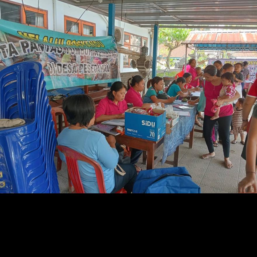 Giat Posyandu Balita yang di laksanakan rutin setiap bulan di Desa Pesedahan
